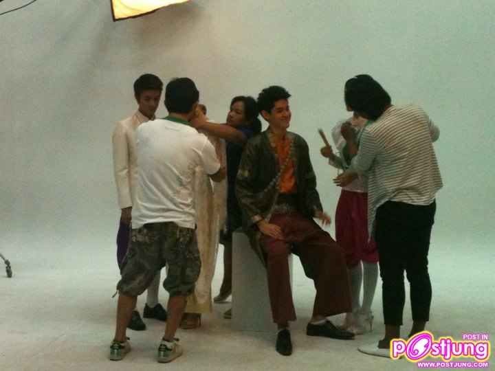 เบื้องหลังถ่ายปฏิทินปีใหม่2554 ของเหล่านักแสดงช่อง7