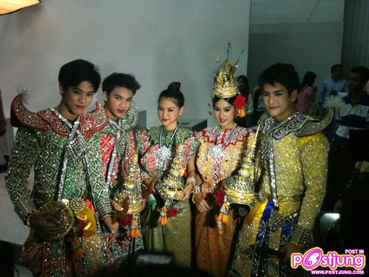 เบื้องหลังถ่ายปฏิทินปีใหม่2554 ของเหล่านักแสดงช่อง7