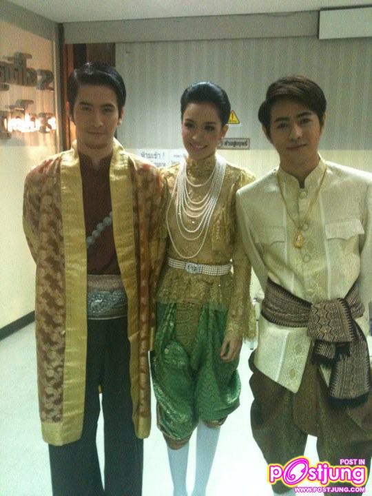 เบื้องหลังถ่ายปฏิทินปีใหม่2554 ของเหล่านักแสดงช่อง7