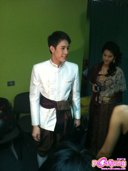 เบื้องหลังถ่ายปฏิทินปีใหม่2554 ของเหล่านักแสดงช่อง7