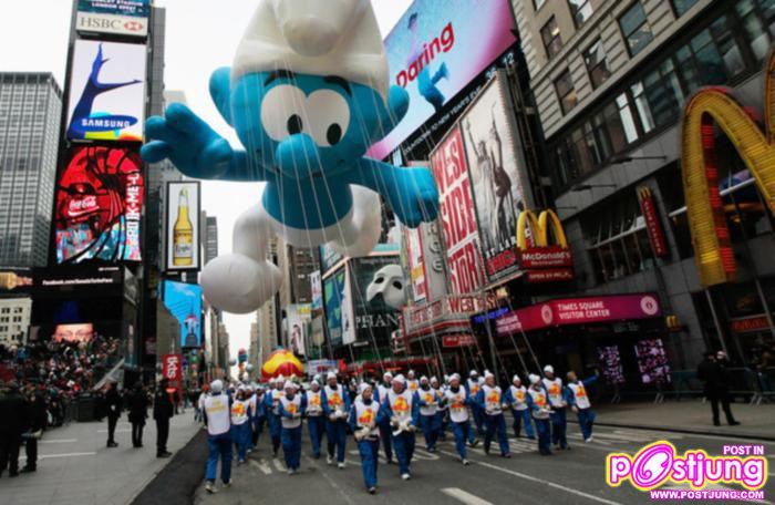 Kylie Minogue Performs at the Macy’s Thanksgiving Parade New York