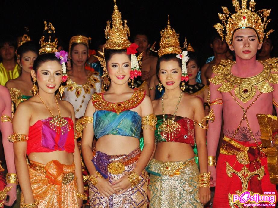 ตัวเอกทั้ง 4 ของขบวน