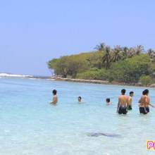 นักเตะเมืองทอง แก้ผ้าเล่นน้ำ ที่มัลดีฟ