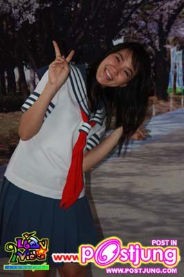 ลอยแก้ว น้องใหม่ร้ายบริสุทธิ์