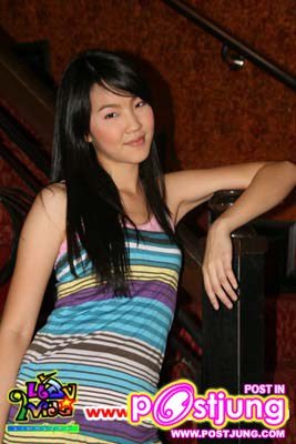 ลอยแก้ว น้องใหม่ร้ายบริสุทธิ์