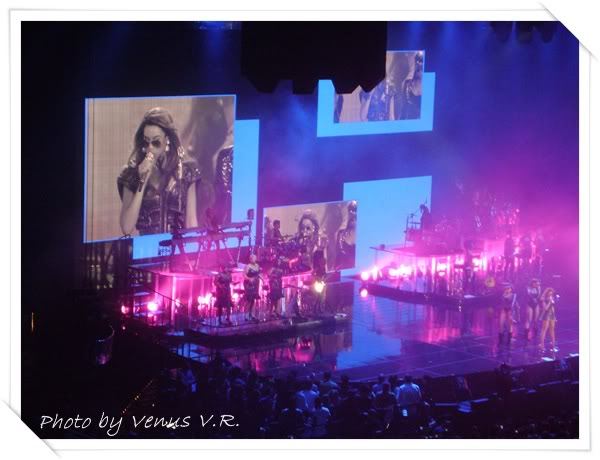 *NEW* I am world tour