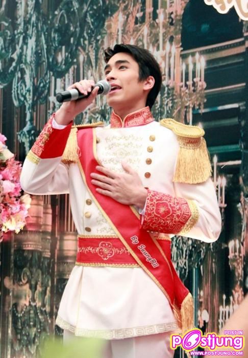 ณเดชน์ & คิมเบอรี่ งานwedding @เซ็นทรัลชลบุรี