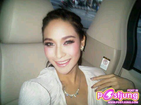 ภาพใหม่ๆของ พลอย เฌอมาลย์ จากทวิตเตอร์