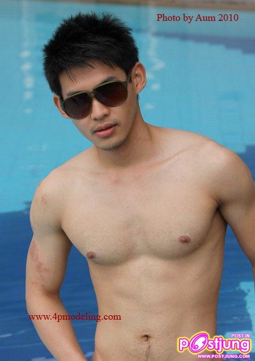 โต๊ส-อู๋-แมค  ประชันหล่อ รอคุณตัดสิน..