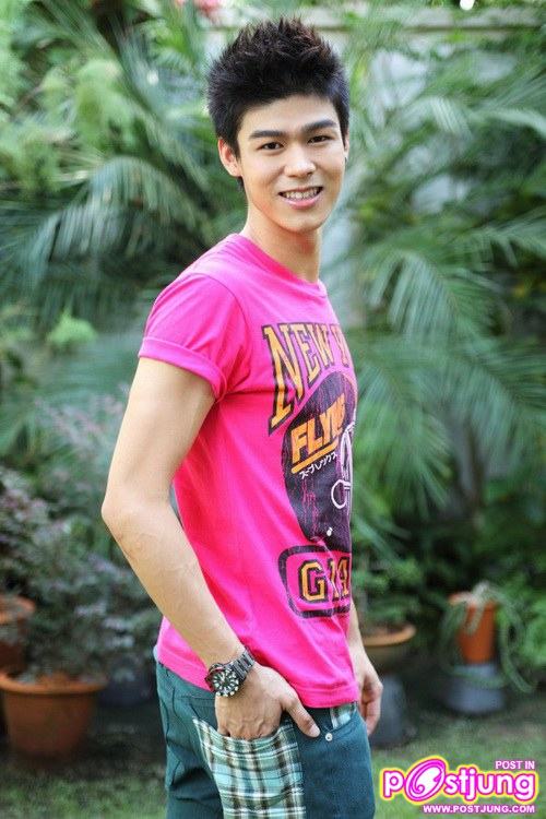 โต๊ส-อู๋-แมค  ประชันหล่อ รอคุณตัดสิน..