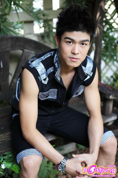 โต๊ส-อู๋-แมค  ประชันหล่อ รอคุณตัดสิน..