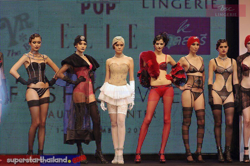 งานเดินแบบแฟชั่นชุดชั้นใน Lingeries (Bsc , ELLE , VR , Kullasatri)