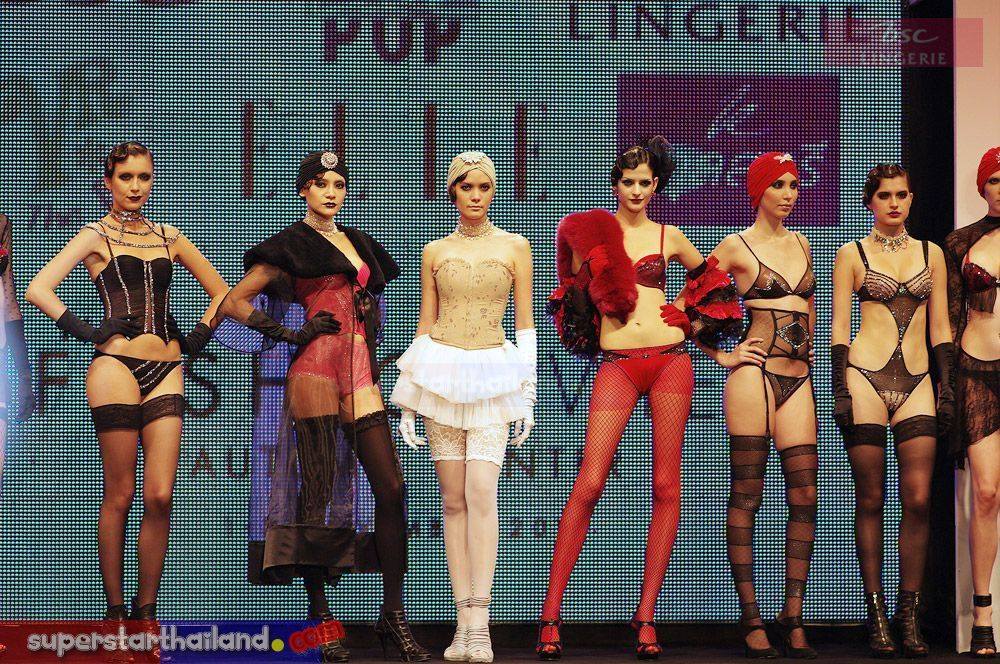 งานเดินแบบแฟชั่นชุดชั้นใน Lingeries (Bsc , ELLE , VR , Kullasatri)