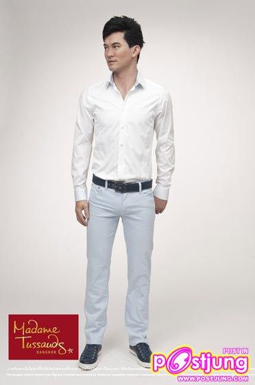 เปิดตัวหุ่นขี้ผึ้งพระเอก-นางเอกคู่ขวัญ แอน ทองประสม และ เคน ธีรเดช