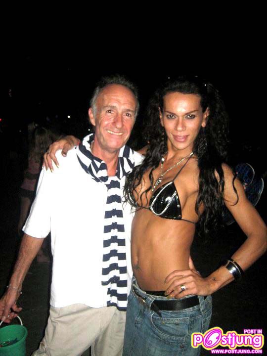 ต๊าย..ไม่มีผู้ชายให้กินบ้างเหรอจะ