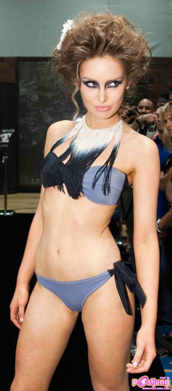 Rozanna Purcell จาก IRELAND สวย!!! ว่ามั้ย