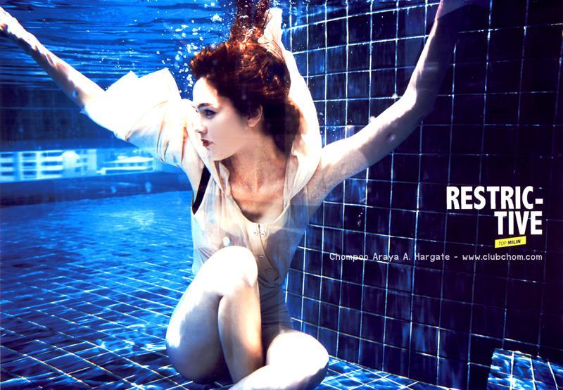 ชมพู่ ถ่ายแบบโพสท่าได้สวยและดูมีศิลปะมาก