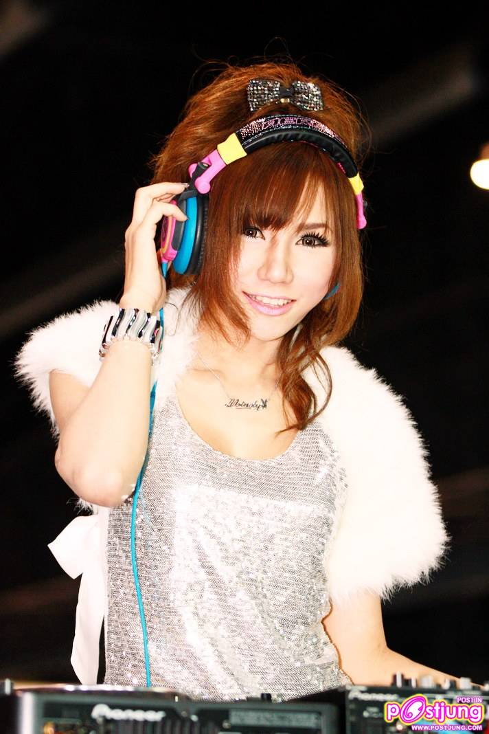 ดีเจมินดี้ Motor Expo2010 @ Rocket Sound