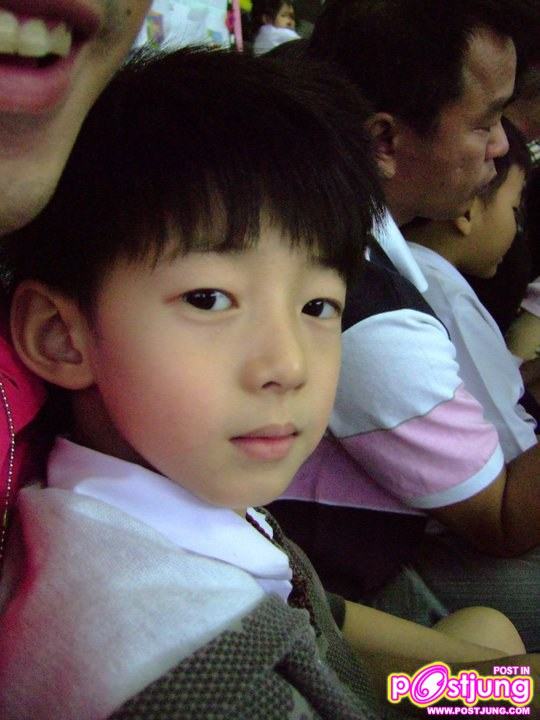 น้องริวจิ &คุณพ่อ ในงานวันพ่อที่โรงเรียน