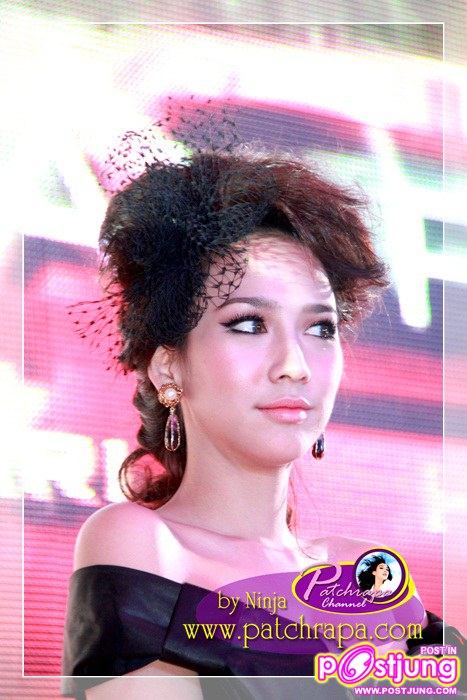 อั้ม นางเอกที่มองมุมไหนก็สวยเเถมเป็นขวัญใจนักข่าวและเเฟนคลับ