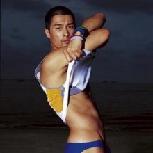 พี่จอนนี่ เหงี่ยน คร่ะ