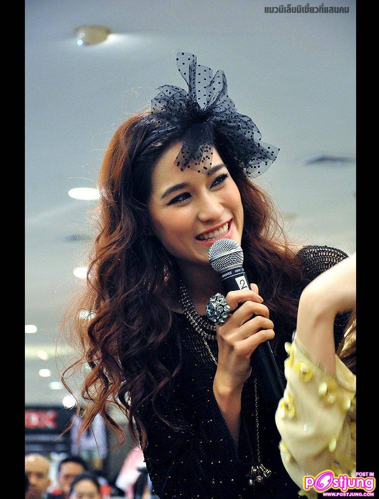 เจนี่ & พลอย เฌอมาลย์ งานเปิด TOPSHOP