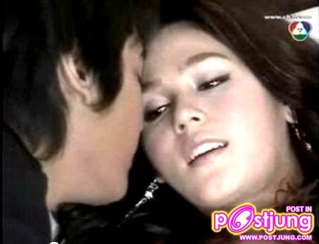 ชมพู่ และ นุ่น ใครสวยหวานกว่ากัน