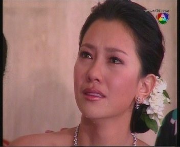 ชมพู่ และ นุ่น ใครสวยหวานกว่ากัน