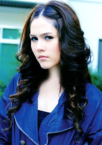 ชมพู่ และ นุ่น ใครสวยหวานกว่ากัน