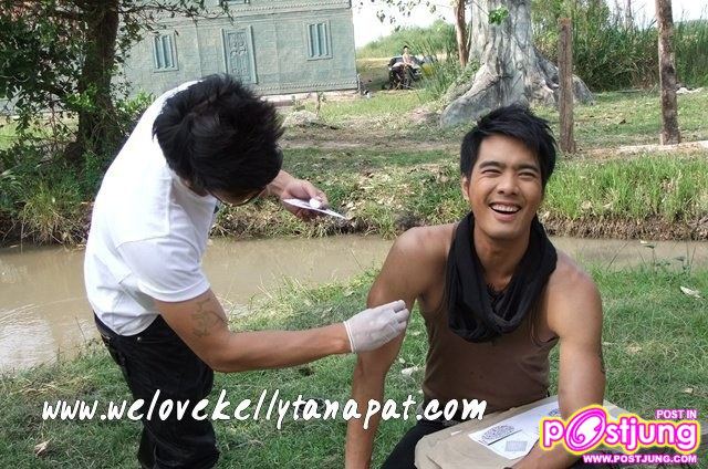 เคลลี่ ธนะพัฒน์ (หล่อล่ำ) จากละคร เสือสั่งฟ้า