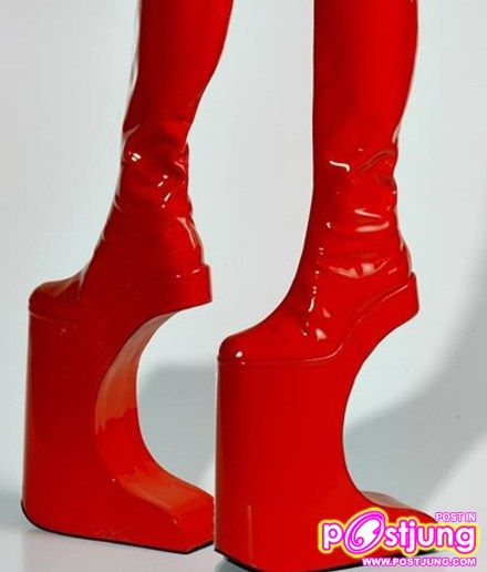 รองเท้าแปลกๆ