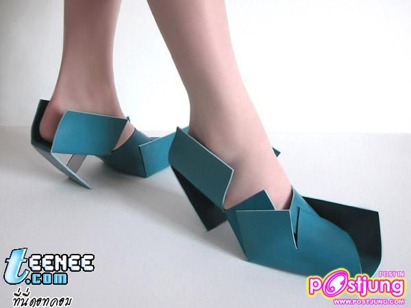 รองเท้าแปลกๆ