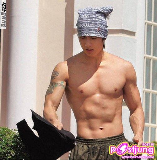 Wu Chun   รวมรูปเซ็กซี่บ้าง เป้าตุงบ้าง