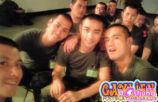 ...ทหารจีนรูปหล่อ