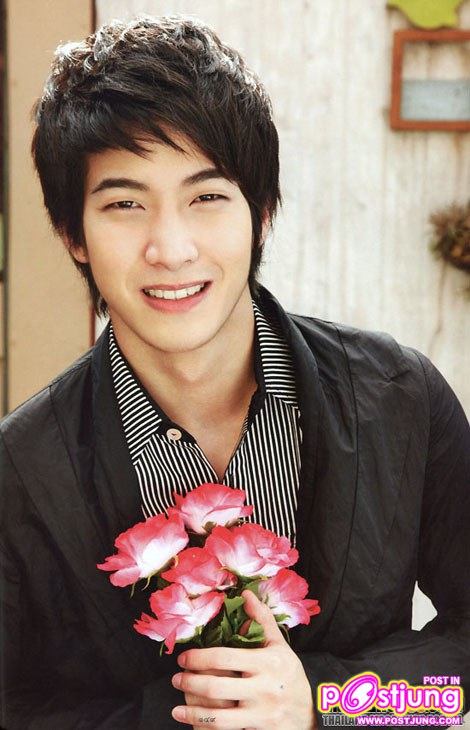 โตโน่ถ่ายนิตยสารพลอยแกมเพชร