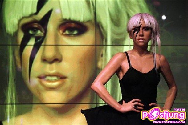 หุ่นขี้ผึ้งLADY GAGA ที่พิพิธภัณฑ์มาดามทุซโซ