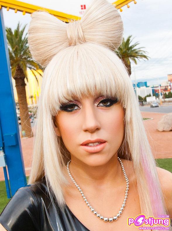 หุ่นขี้ผึ้งLADY GAGA ที่พิพิธภัณฑ์มาดามทุซโซ