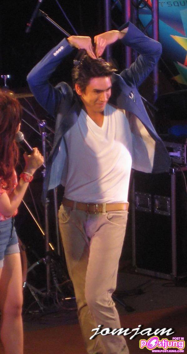 ณเดช บอย หมาก คิมเบอร์ลี่ งาน Give before Happy New Year