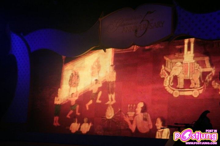 โดม งานSiam Paragon the Glorious 5th Anniversary