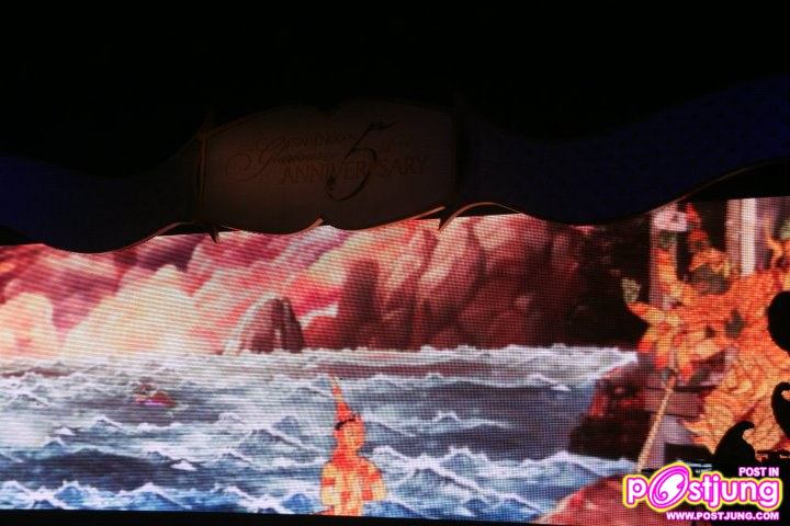 โดม งานSiam Paragon the Glorious 5th Anniversary