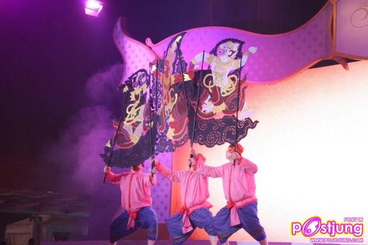 โดม งานSiam Paragon the Glorious 5th Anniversary