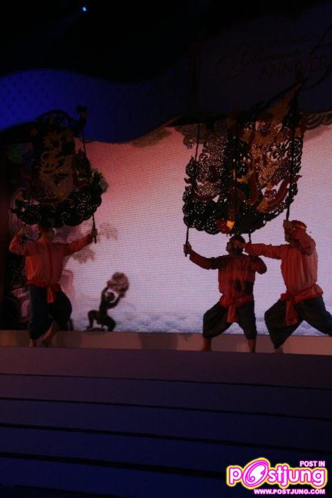 โดม งานSiam Paragon the Glorious 5th Anniversary