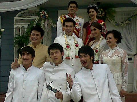 new pic ณเดชน์ และเพื่อนๆ