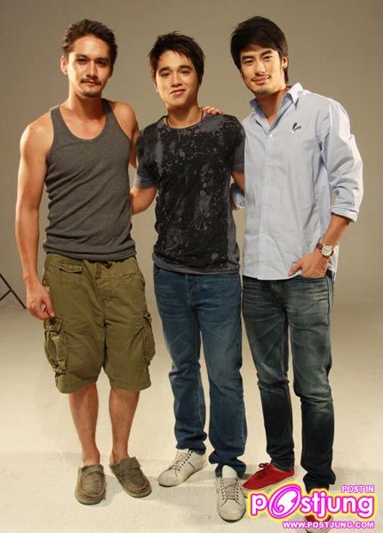 เบี้องหลังถ่ายโปสเตอร์หนังสุดหลอน “หลุดสี่หลุด”