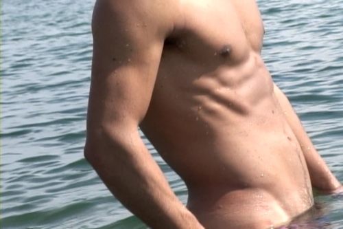 เบื้องหลัง ตี๋ญี่ปุ่น ตอน เล่นน้ำ