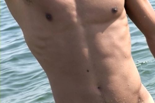 เบื้องหลัง ตี๋ญี่ปุ่น ตอน เล่นน้ำ