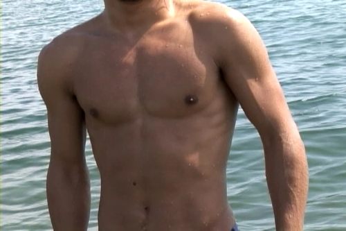 เบื้องหลัง ตี๋ญี่ปุ่น ตอน เล่นน้ำ