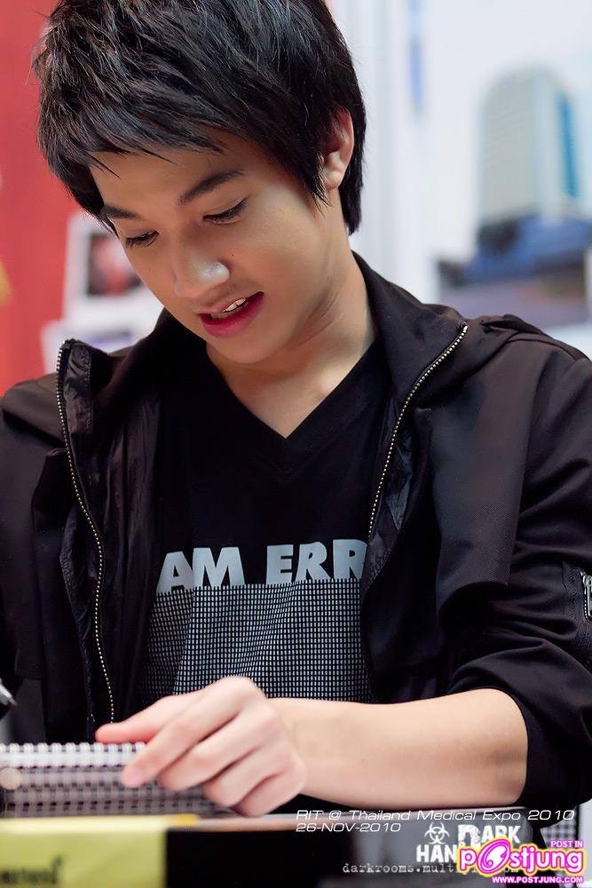 ริท งานThailand Medical Expo 2010 @ ศูนย์ฯ สิริกิติ์