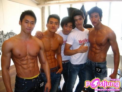 โอ้ววววว!!!!  ทำไรอะ (sixpack หน้าท้องสวยจิง)