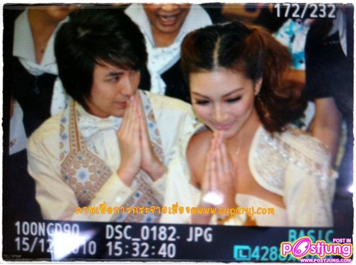 กัน&รุจ งานเดินแบบผ้าไหม ที่สวนอัมพร